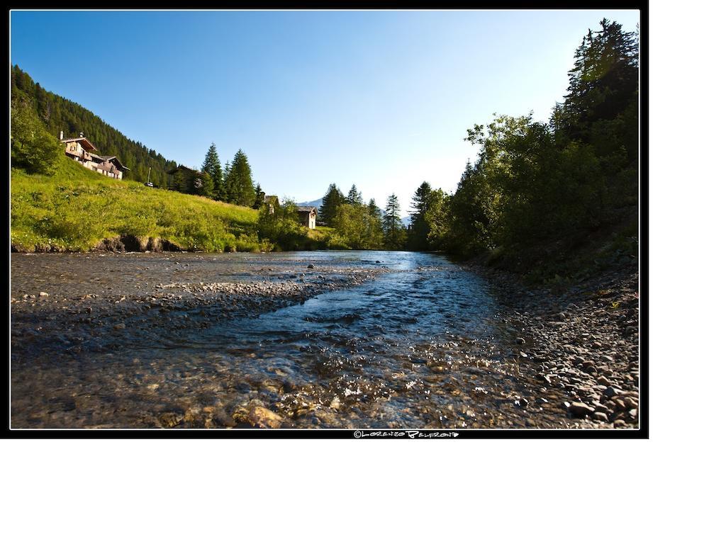 Baita La Jolie Bergere La Salle Buitenkant foto